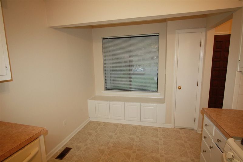5844 Branchwood Rd, Raleigh, NC 27609