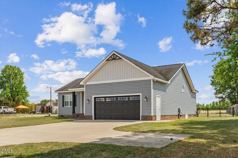 5844 Brogden Rd, Smithfield, NC 27577