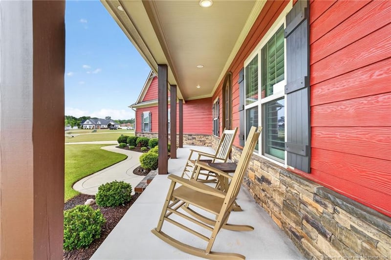5844 Dottie Cir, Hope Mills, NC 28348