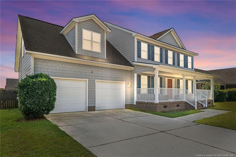 5845 Blue Sky Ln, Hope Mills, NC 28348