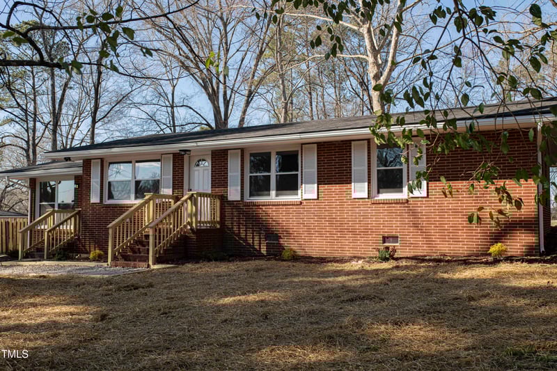 5845 Farmwell Rd, Raleigh, NC 27610