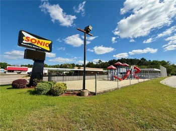 5846 Yadkin Rd, Fayetteville, NC 28303