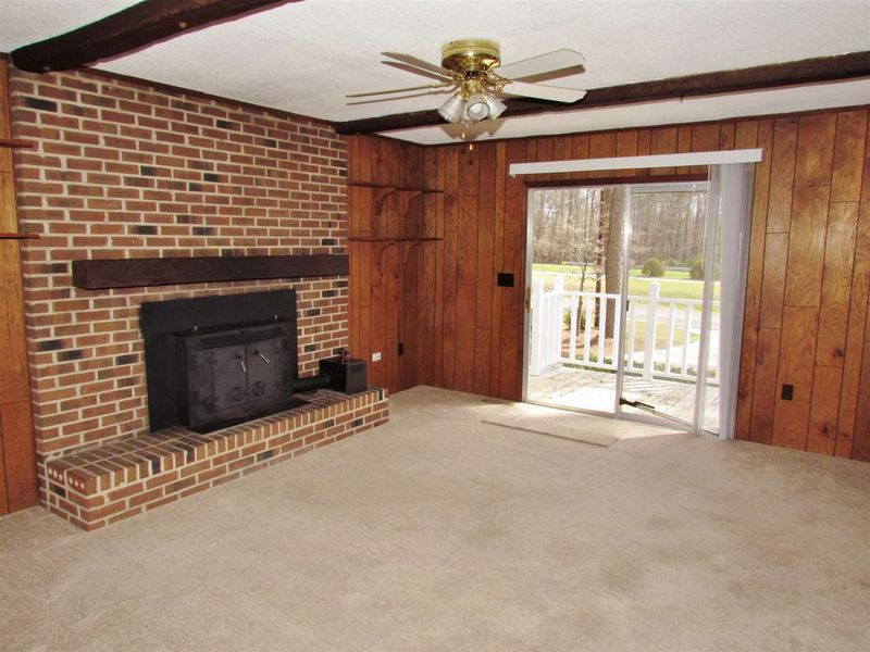 5849 Farmwell Rd, Raleigh, NC 27610