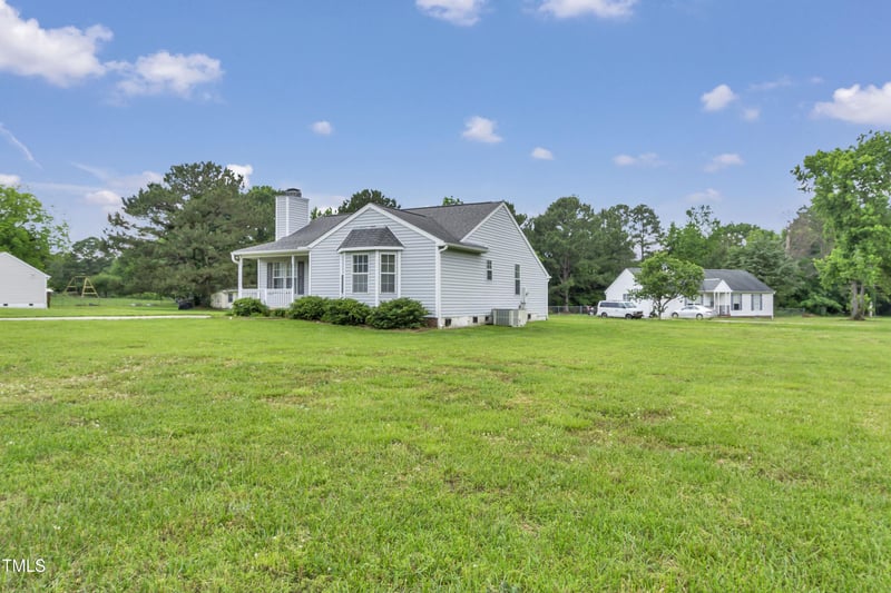 5849 Rocking Chair Dr, Youngsville, NC 27596