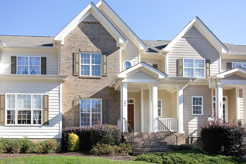 585 Canvas Dr, Wake Forest, NC 27587