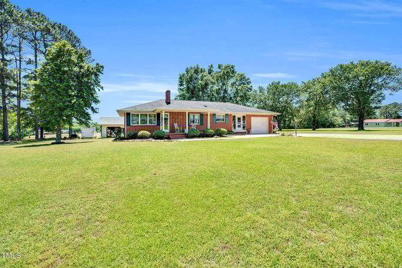 585 Cokesbury Rd, Fuquay Varina, NC 27526