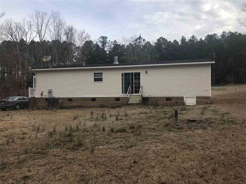 585 Collins Rd, Lillington, NC 27546