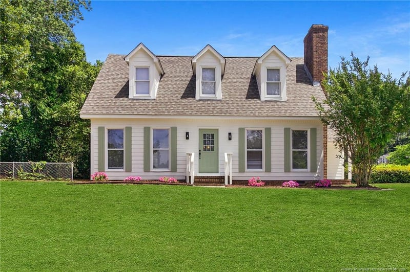 5850 Hibernia Dr, Fayetteville, NC 28314