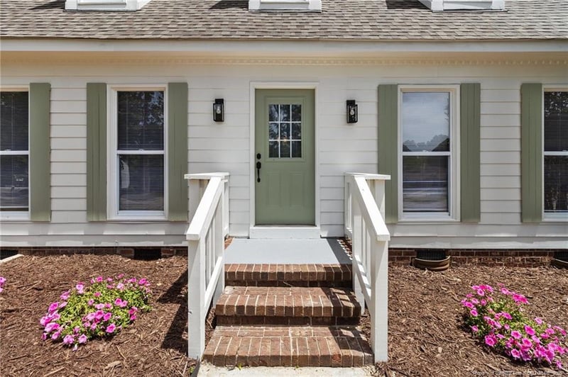 5850 Hibernia Dr, Fayetteville, NC 28314