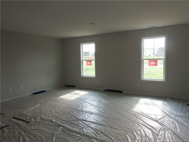 5852 Panther Dr, Hope Mills, NC 28348