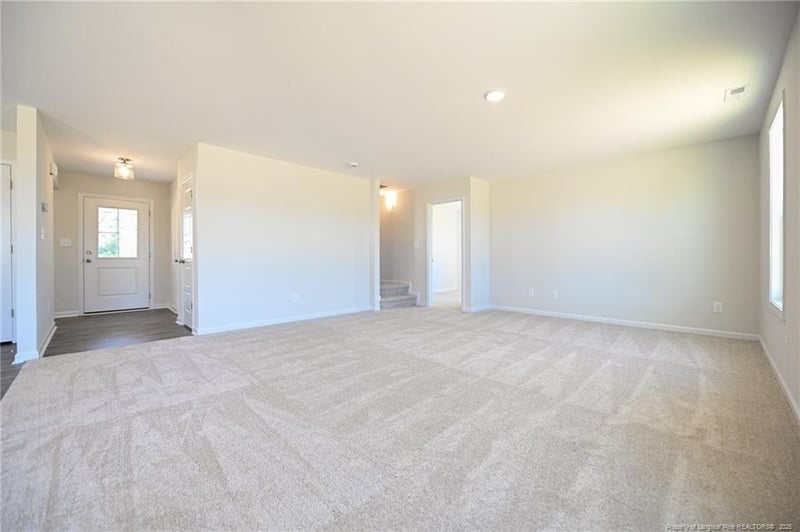 5852 Panther Dr, Hope Mills, NC 28348
