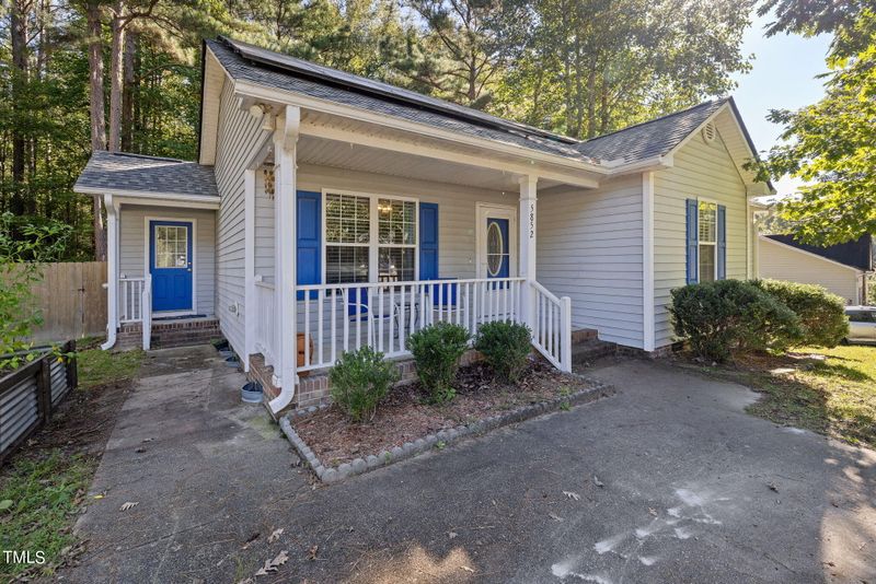 5852 Seward Dr, Knightdale, NC 27545