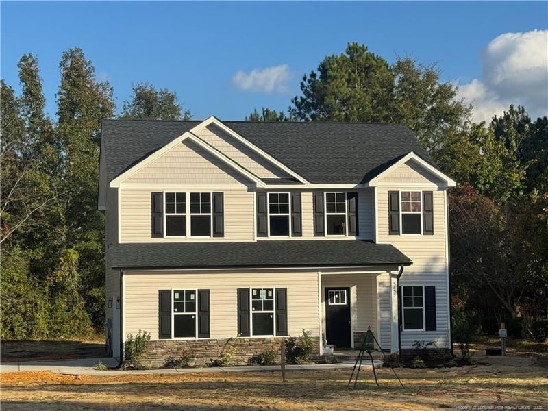 5855 State Rd, Hope Mills, NC 28348