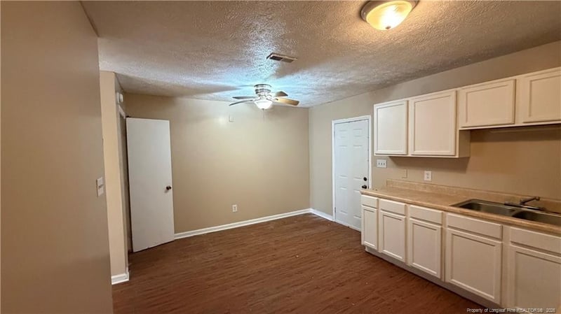 5856-5862 Aftonshire Dr, Fayetteville, NC 28304