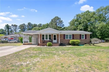 5857 Columbine Rd, Fayetteville, NC 28306