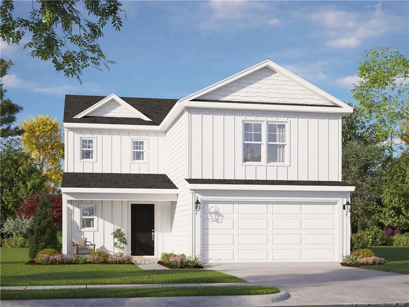 5858 Panther Dr, Hope Mills, NC 28348