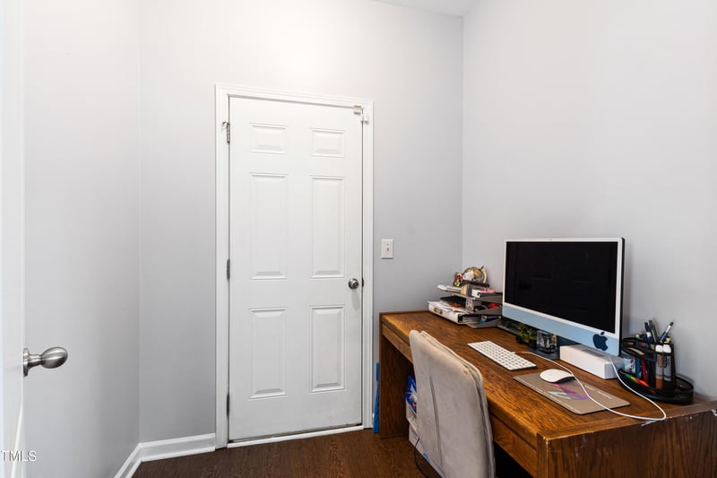586 Codie Reed Ct, Holly Springs, NC 27540