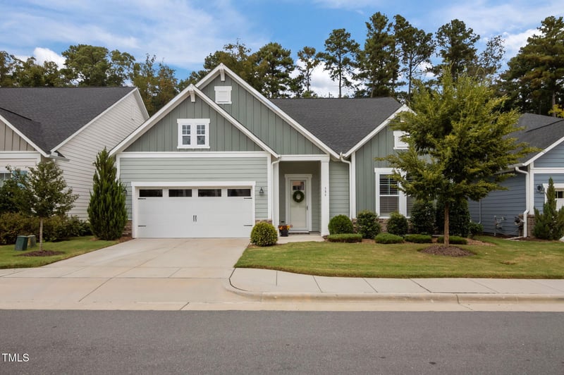 586 Middleton Pl, Chapel Hill, NC 27516