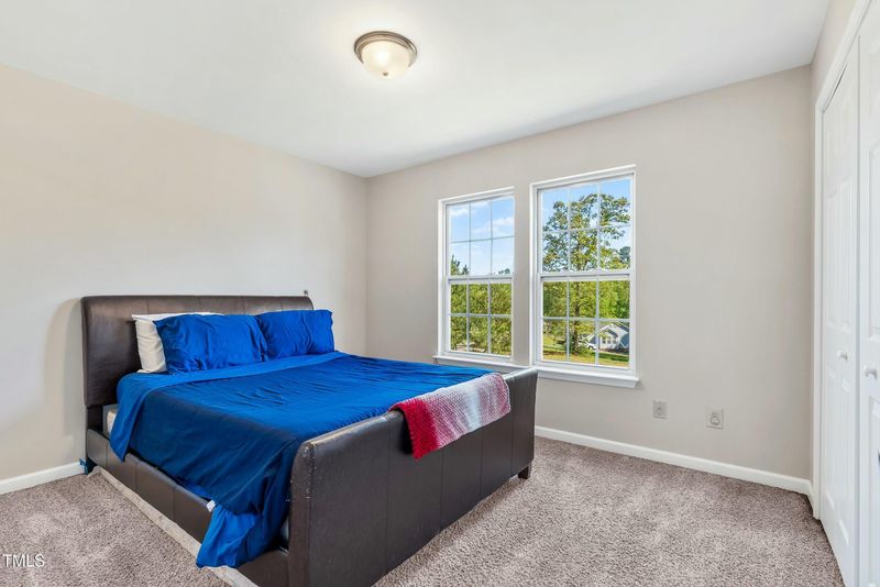 5860 Andover Dr, Graham, NC 27253