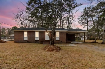 5861 Columbine Rd, Fayetteville, NC 28306