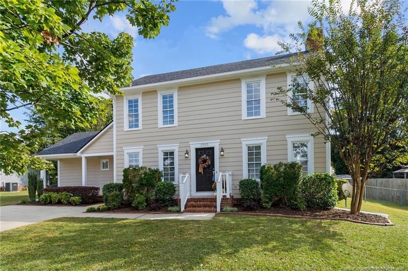 5863 Pettigrew Dr, Fayetteville, NC 28314