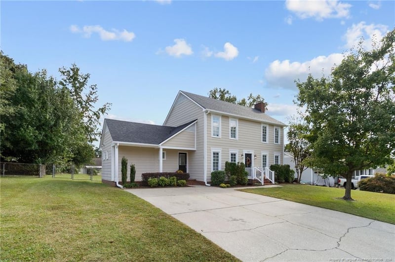 5863 Pettigrew Dr, Fayetteville, NC 28314