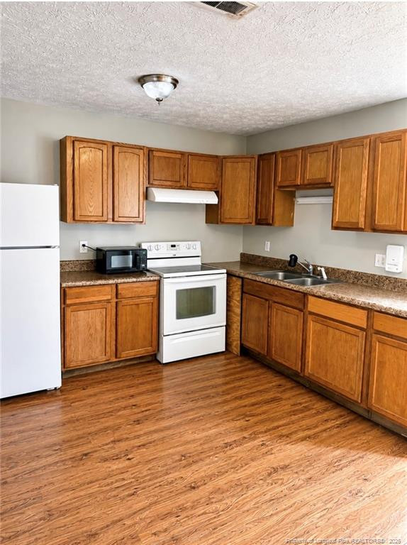 5864-5870 Aftonshire Dr, Fayetteville, NC 28304