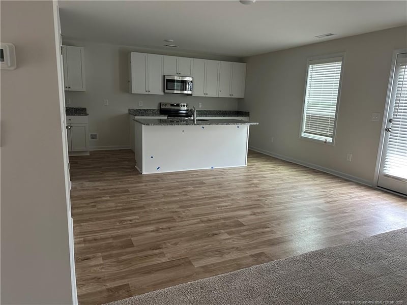 5864 Panther Dr, Hope Mills, NC 28348