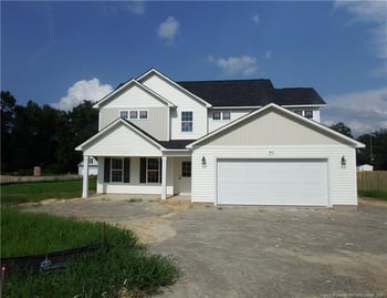 5865 Panther Dr, Hope Mills, NC 28348
