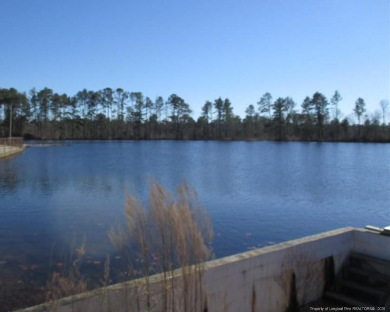 5869 Permastone Lake Rd, Hope Mills, NC 28348