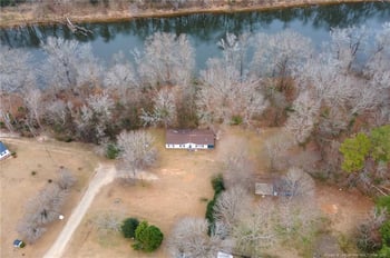 5873 Saint Josephs Dr, Fayetteville, NC 28306