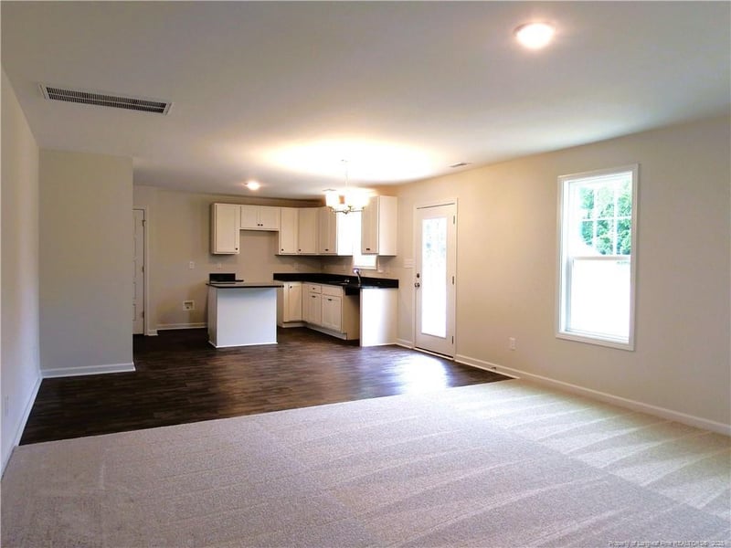 5877 Panther Dr, Hope Mills, NC 28348