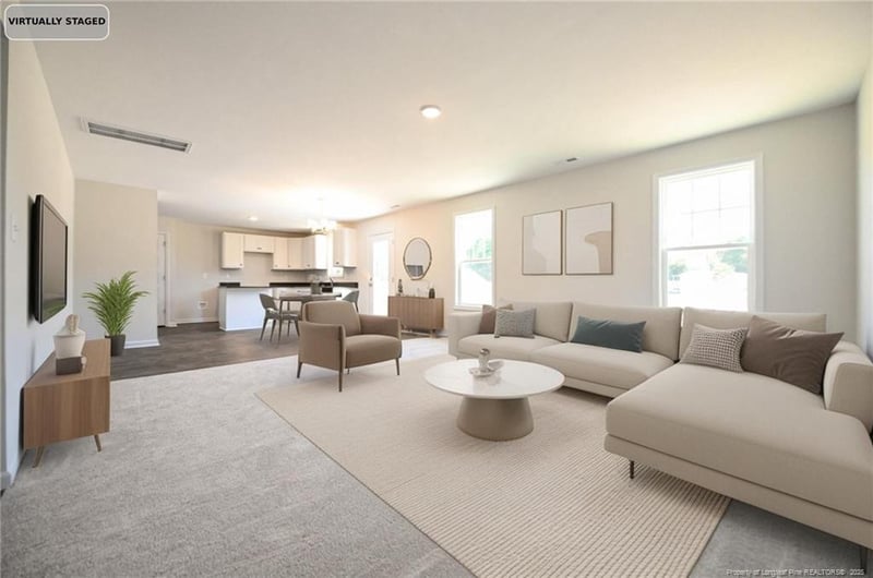 5877 Panther Dr, Hope Mills, NC 28348