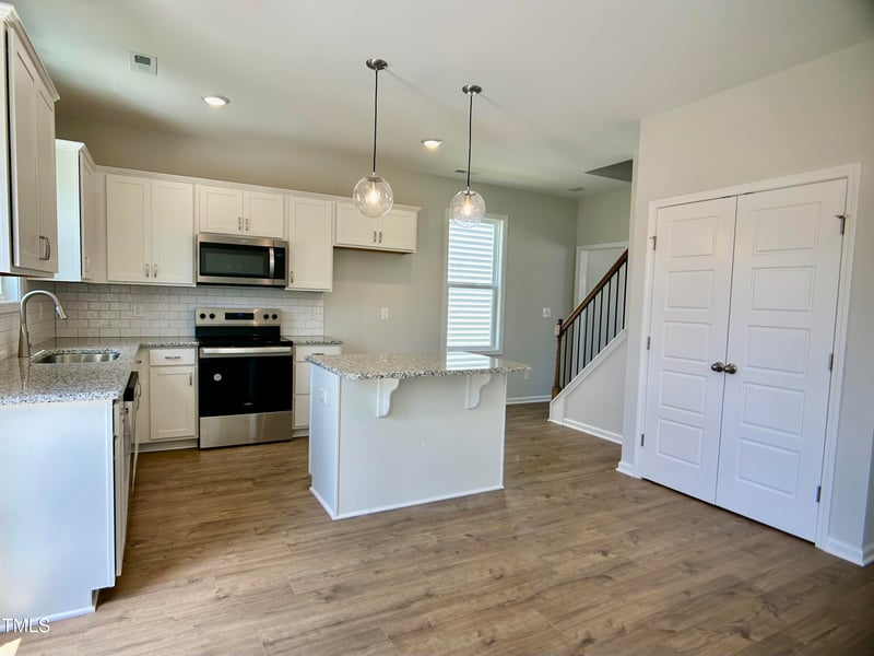 588 Sturgeon St, Smithfield, NC 27577