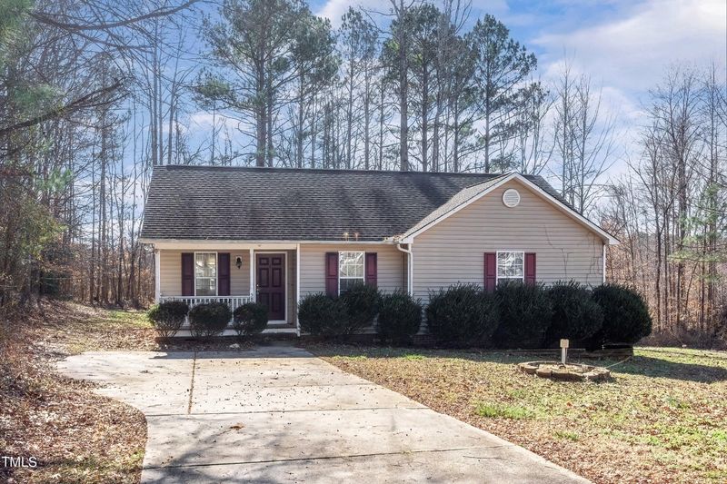 589 Spaniel Ln, Clayton, NC 27520