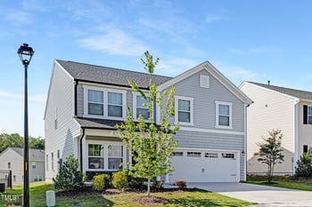 59 Curling Creek Dr #I285, Clayton, NC 27527