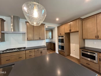 59 Firefly Ln, Fuquay Varina, NC 27526