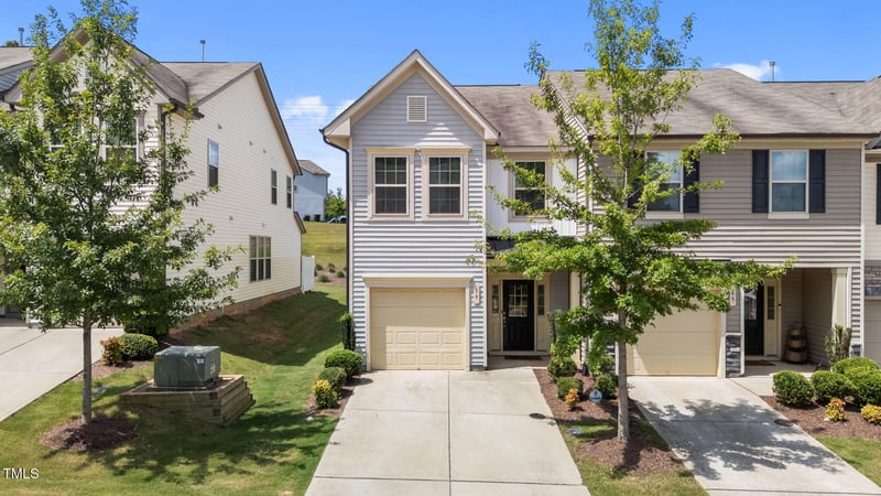 59 Hawkstone De Dr, Clayton, NC 27527