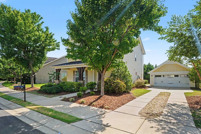 59 Heathwood Dr, Clayton, NC 27527