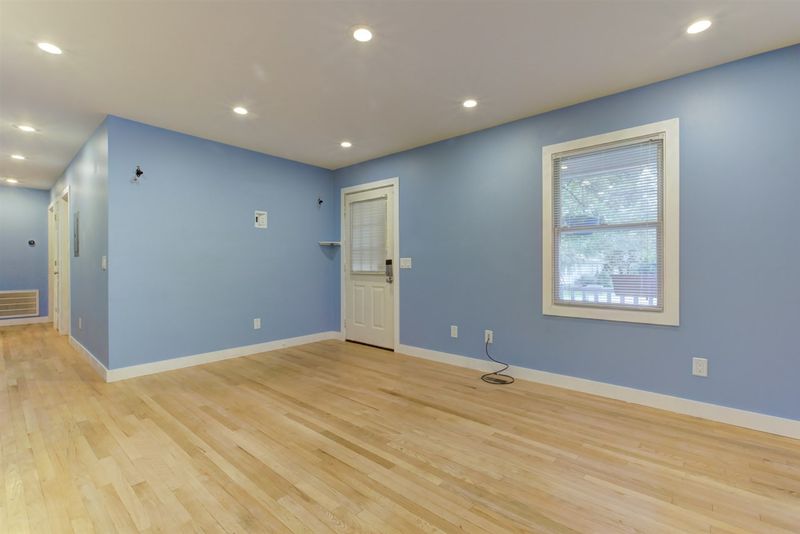 59 Honeysuckle Dr, Pittsboro, NC 27312