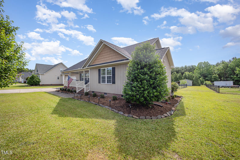 59 Long Grass Dr, Smithfield, NC 27577