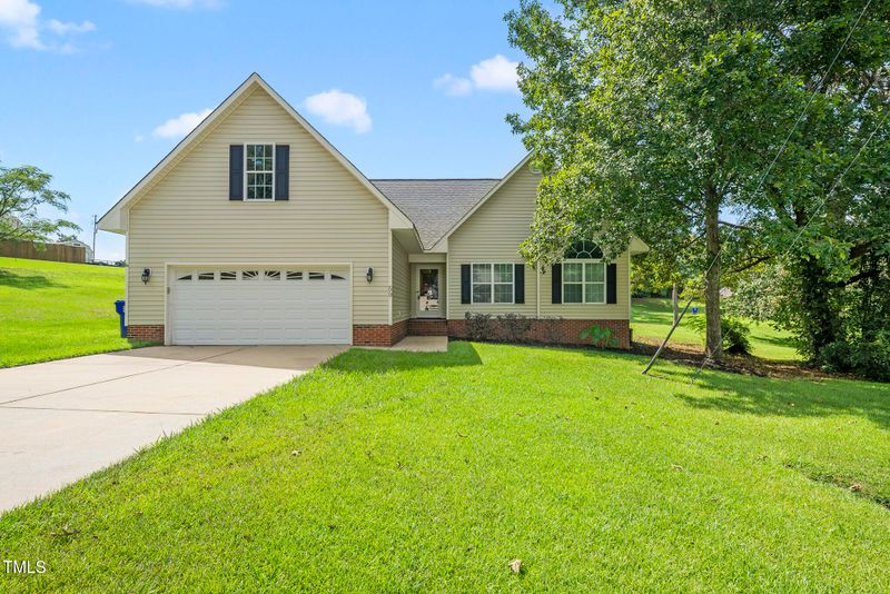 59 E Marlin Ln, Coats, NC 27521
