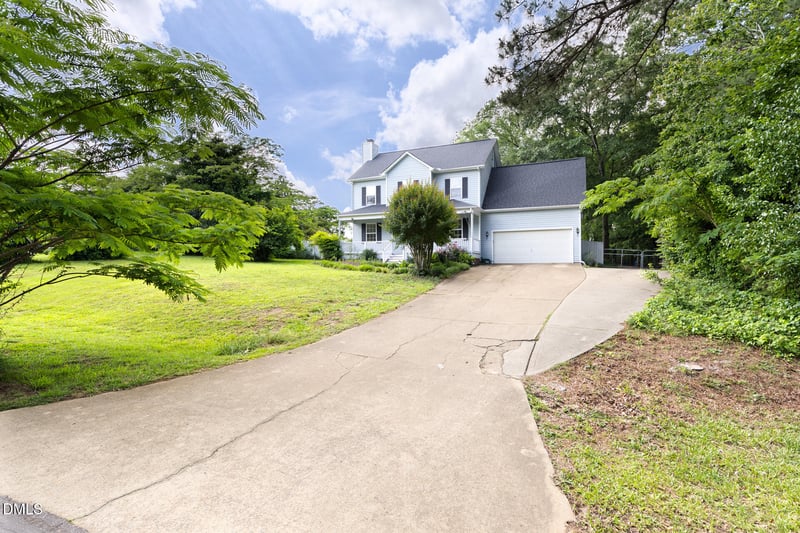 59 Troy Dr, Fuquay Varina, NC 27526