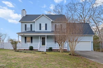 59 Troy Dr, Fuquay Varina, NC 27526