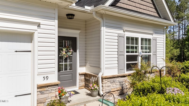 59 Winfield Manor Ct, Clayton, NC 27527