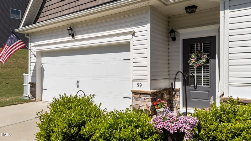 59 Winfield Manor Ct, Clayton, NC 27527