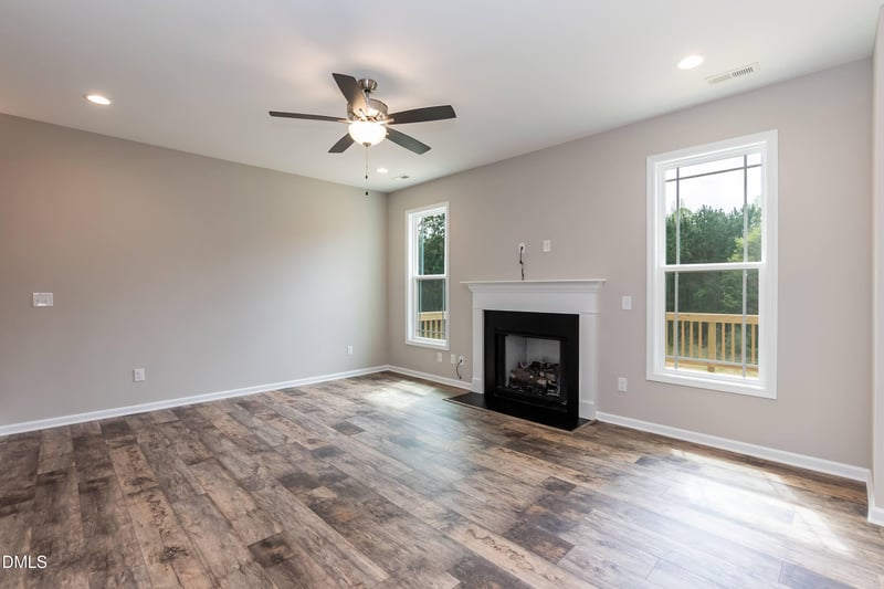 590 Long View Dr, Youngsville, NC 27596