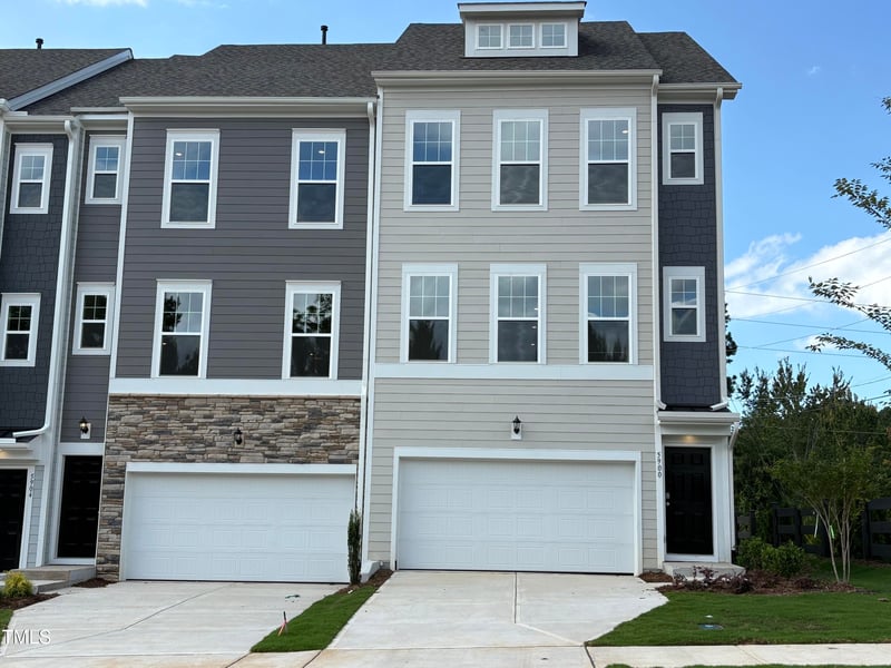 5900 Dunzo Dr, Raleigh, NC 27617