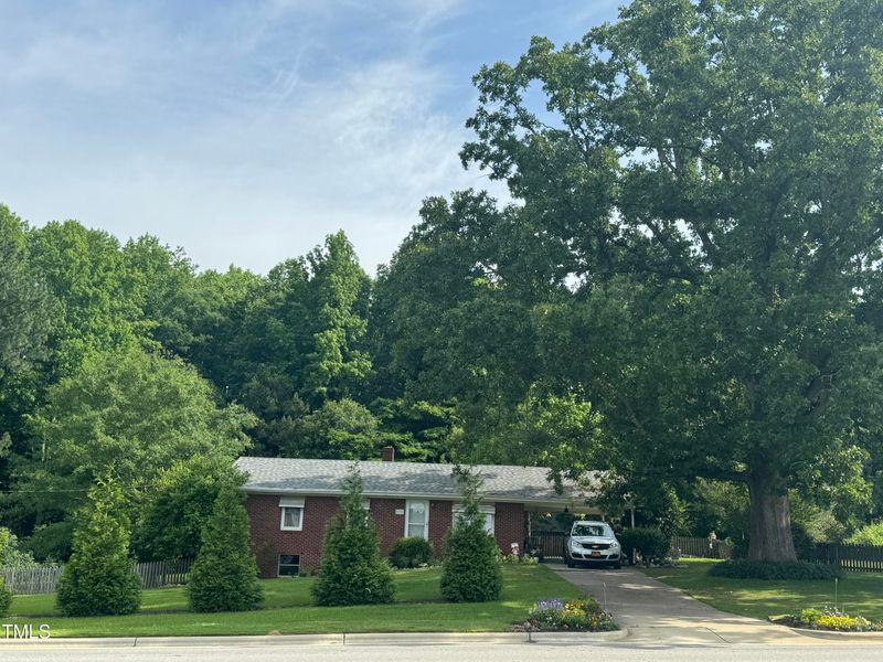 5900 Honeycutt Rd, Holly Springs, NC 27540