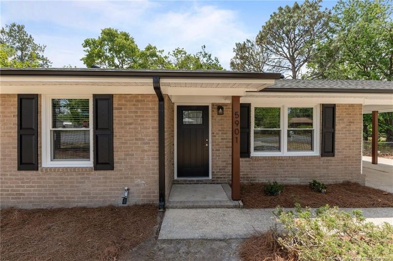 5901 Richfield Ave, Hope Mills, NC 28348